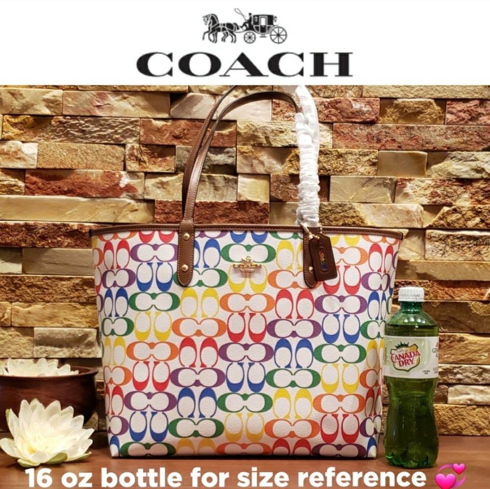 **SALE** NEW Coach Reversible Tote & ID Lanyard 🌈 - Picture 3 of 14